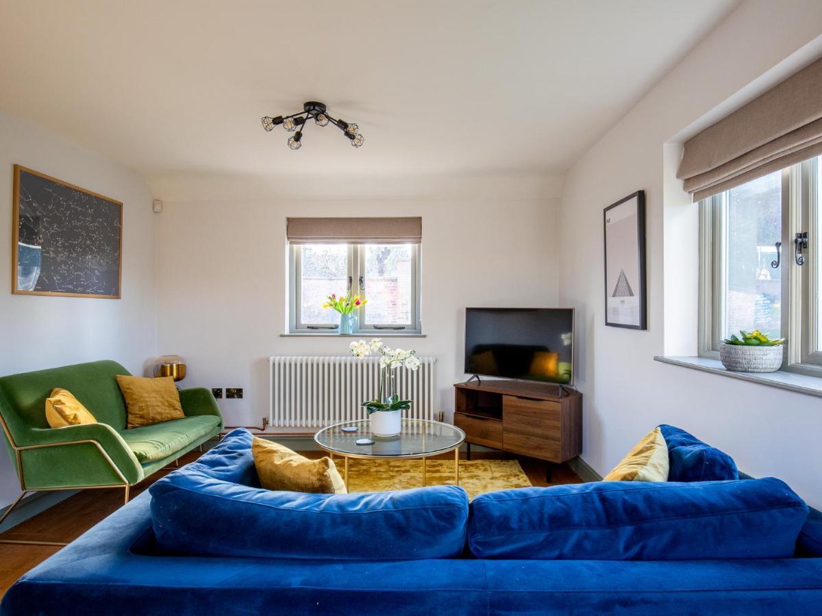 Chestnut Cottage Уинчкомб Экстерьер фото